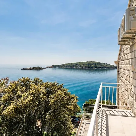 Apartment Dorsia With Sea View