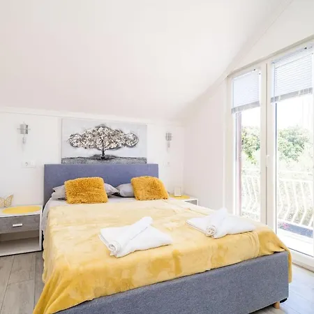Apartment Dorsia With Sea View *