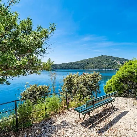 Dorsia With Sea View